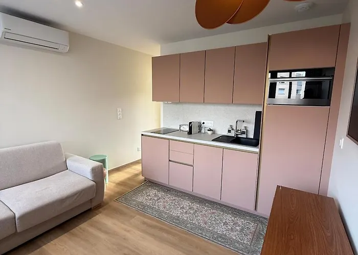 Calme Et élégant Au Coeur Du Village *